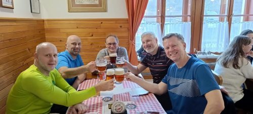 schůze výboru listopad 2025